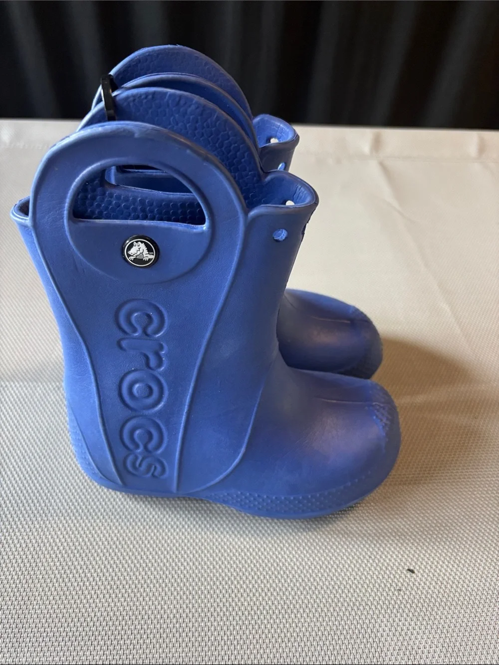 CROCS toddler sz 10 Blue Rain Boots with Easy-Grip Handles